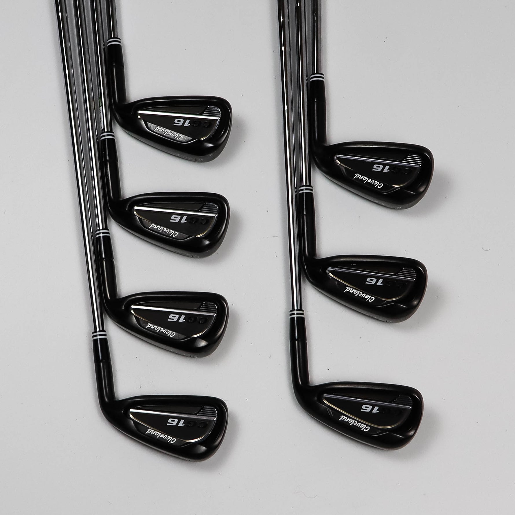 Cleveland CG16 Black Irons 4-PW Regular Steel (Used)
