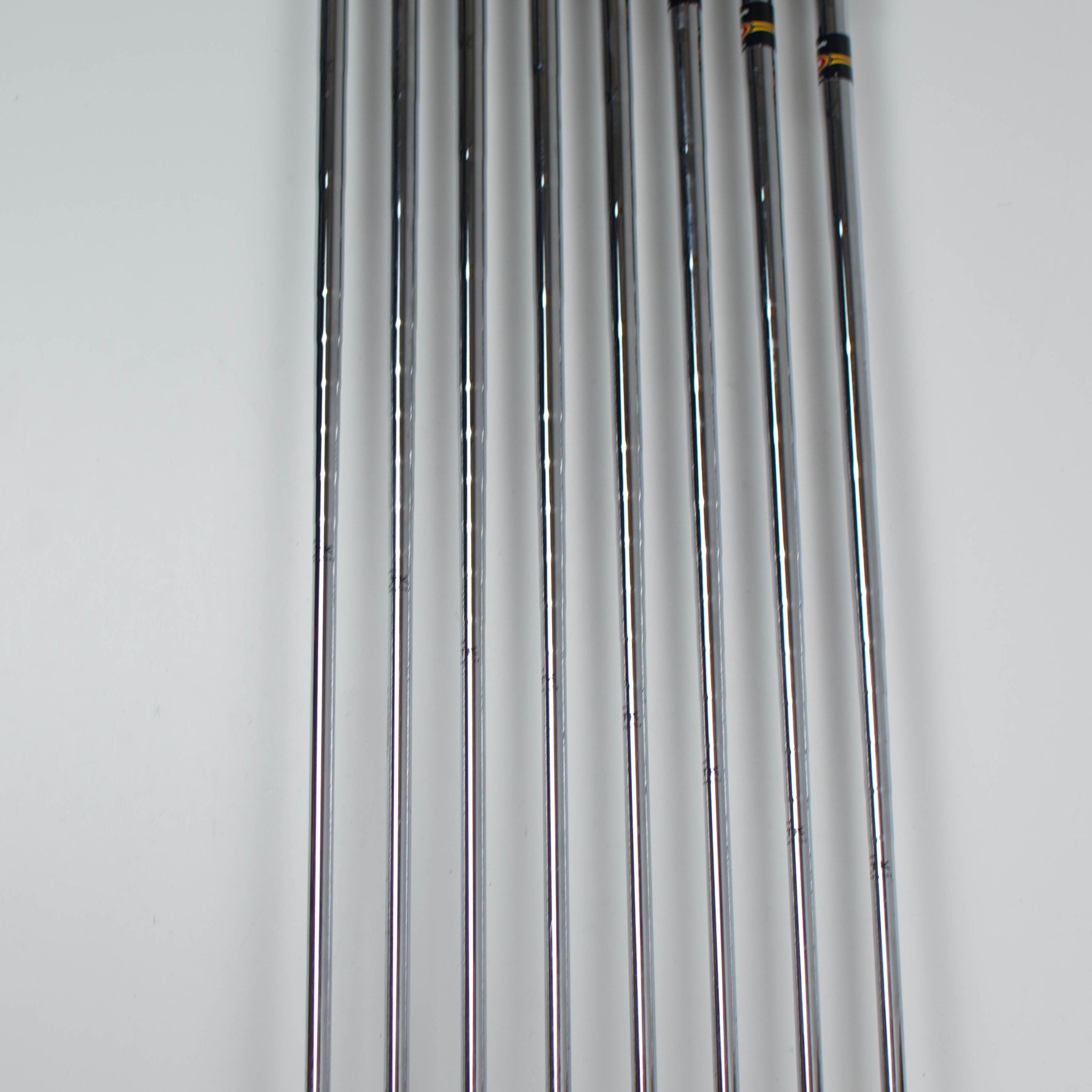 TaylorMade R7 Irons 4-PW plus SW Regular Steel (Used)