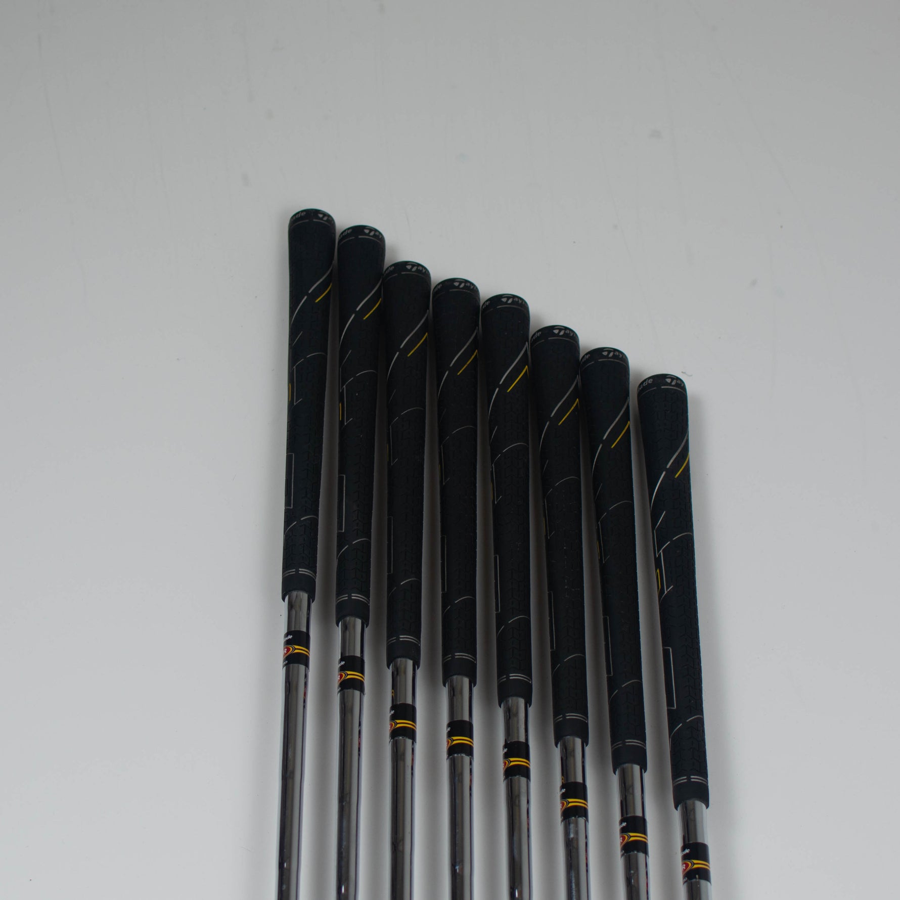 TaylorMade R7 Irons 4-PW plus SW Regular Steel (Used)