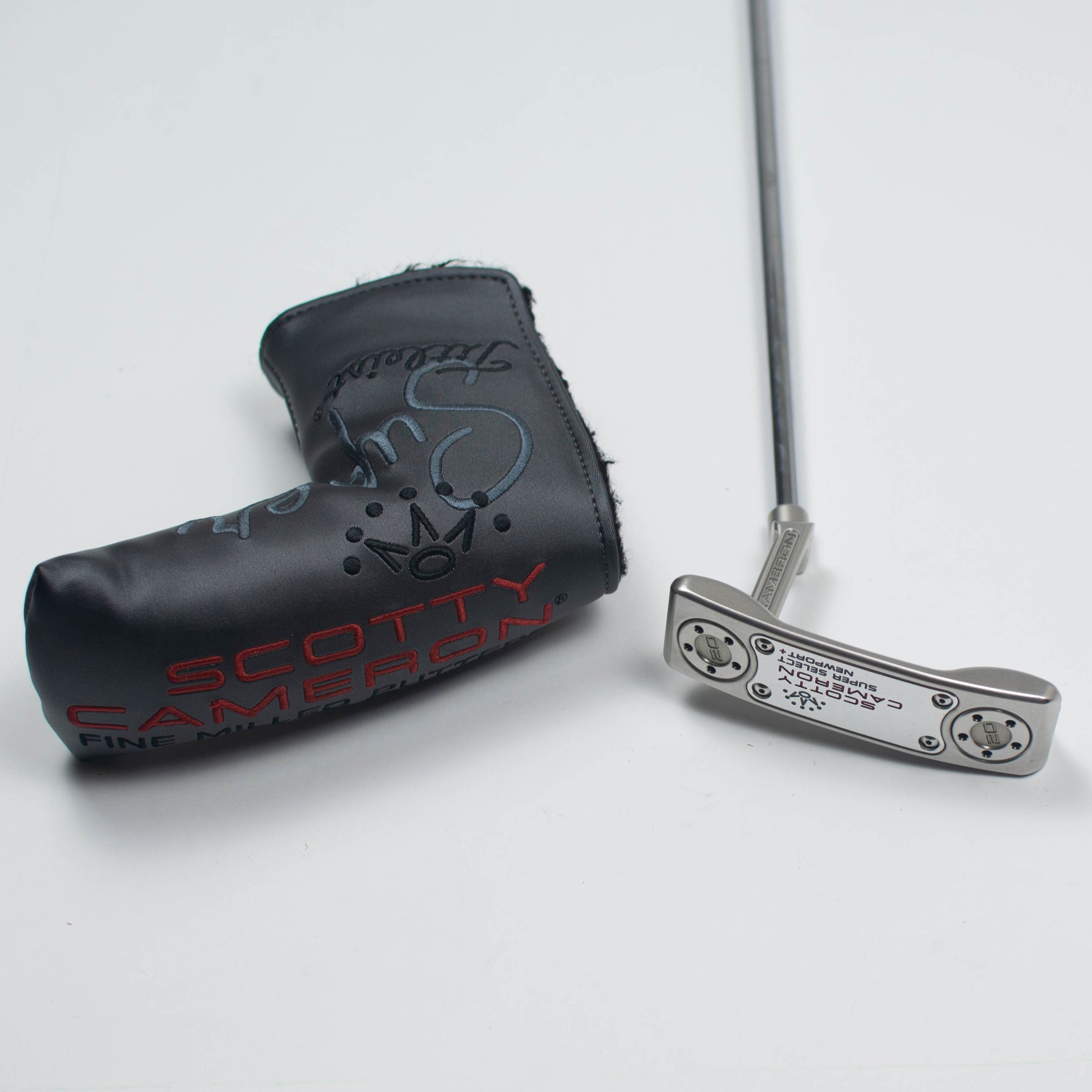 Scotty Cameron Newport 2+ Putter 33" (Used)