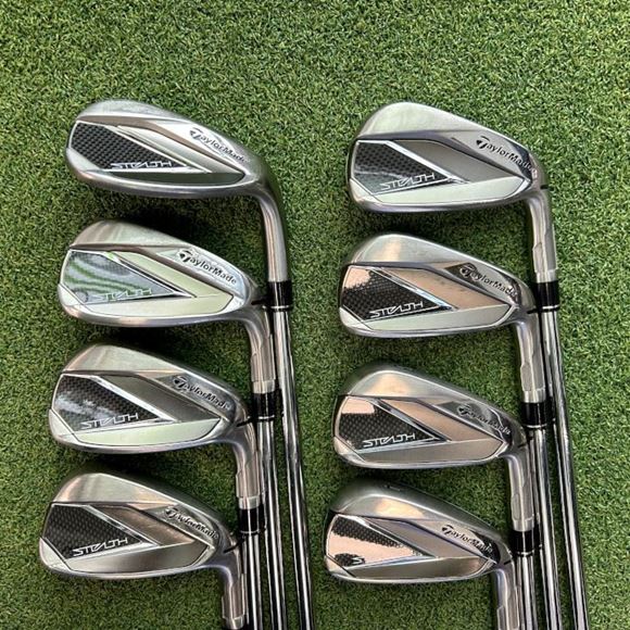 Picture of Taylormade Stealth Iron Set - 4-PW+SW - Regular Steel - Preowned - TO0Tay4635