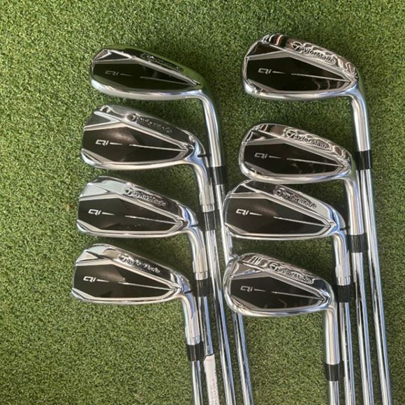 Picture of Taylormade QI10 Iron Set - 5-PW+AW+SW - Regular Steel - Preowned - TA0QI1020