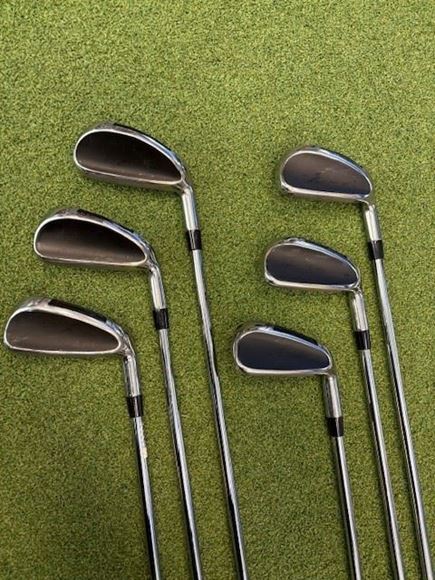 Picture of Cleveland Launcher HB Iron Set - 5-PW - Regular Steel - Preowned - TO0Cle437