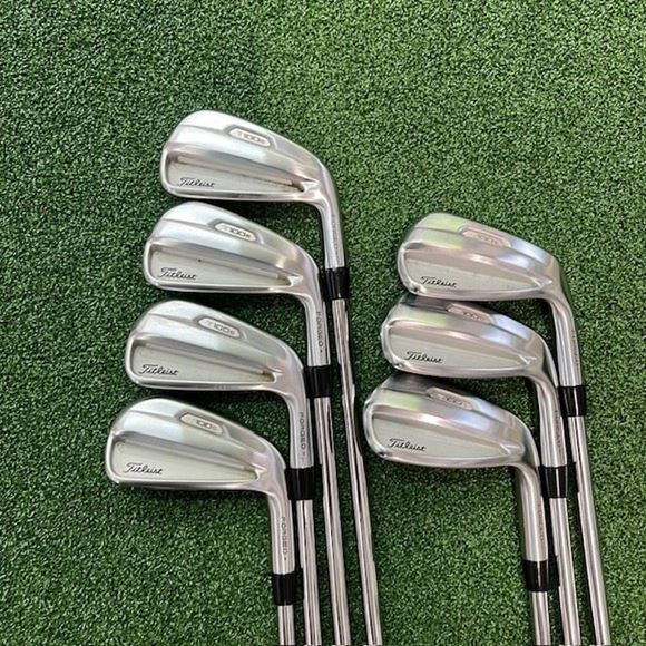 Picture of Titleist T100s Iron Set - 4-PW - Stiff Steel - Preowned - TO0TIT1205