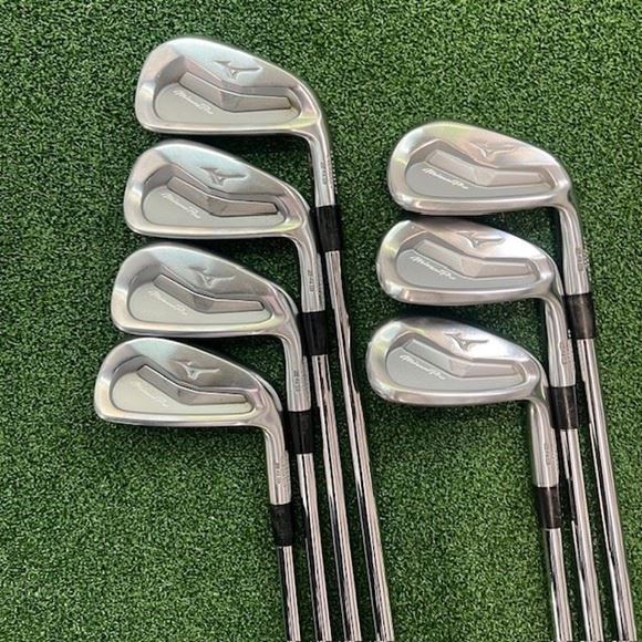 Picture of Mizuno 243 Iron Set - 4-PW - X-Stiff Steel - Preowned - TO0Miz623